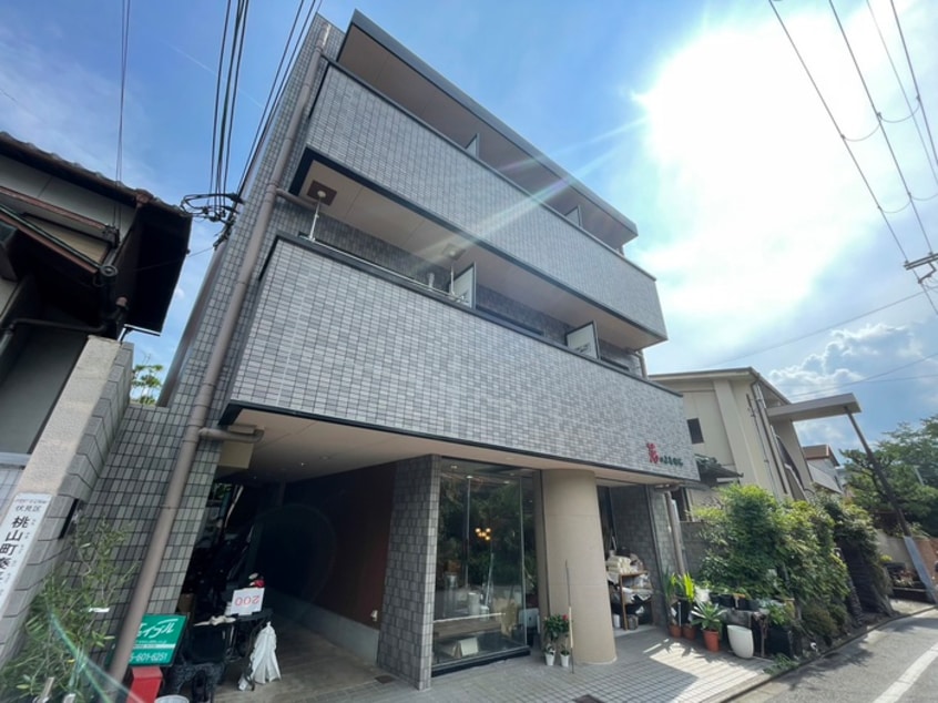 エントランス部分 ポエム桃山