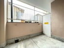 室内からの展望 ロ－タリ－マンション萱島西