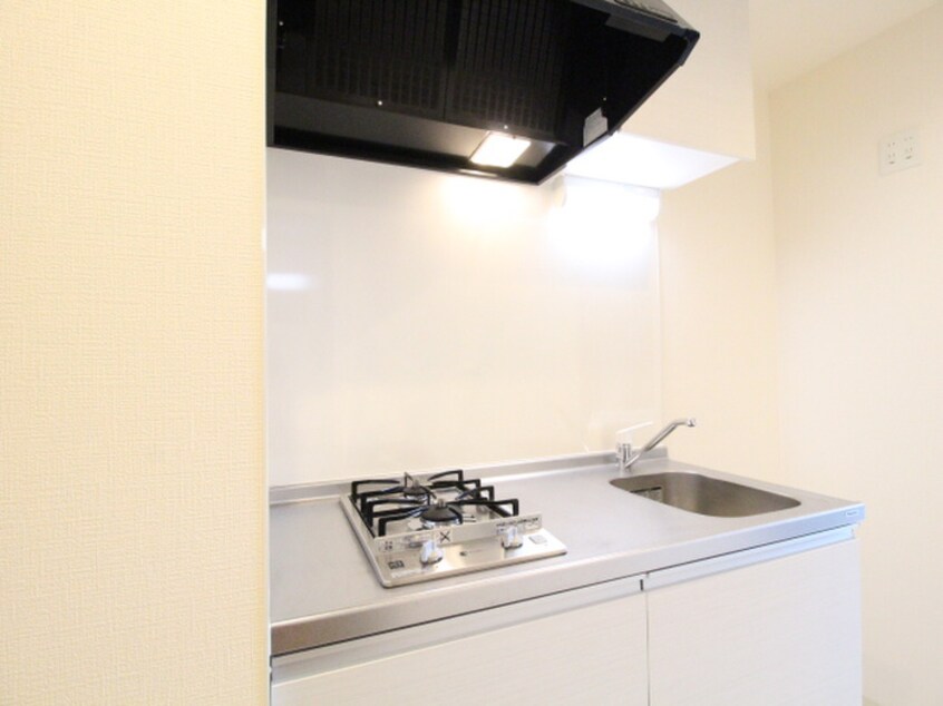 キッチン ﾌｧｰｽﾄｽﾃｰｼﾞ江坂広芝町（502）