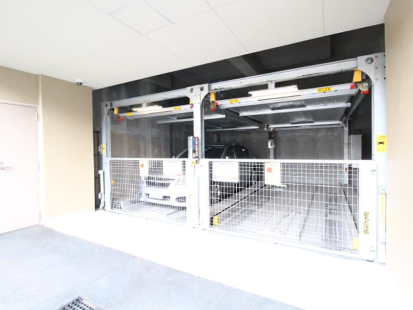 駐車場 ﾌｧｰｽﾄｽﾃｰｼﾞ江坂広芝町（502）