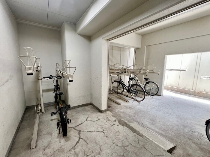 駐輪場 プロスペクト河原町五条