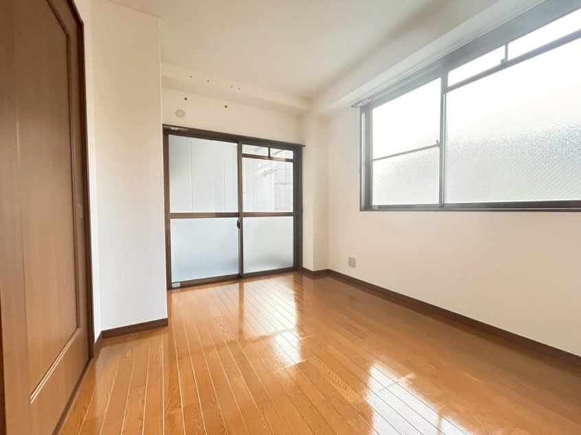 居室 シャンテ本山