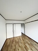 居室 いすず東ハイツ