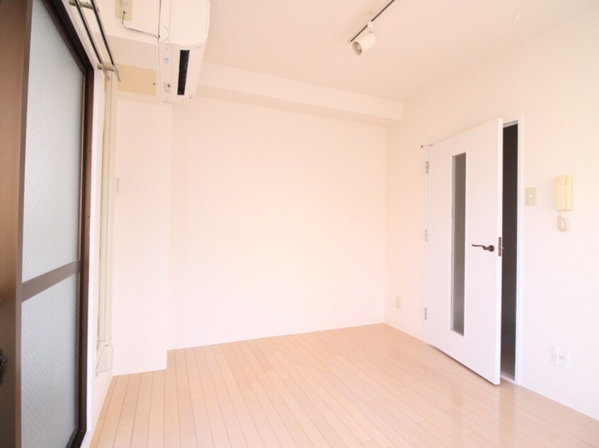 居室 シャルマンフジ灘弐番館