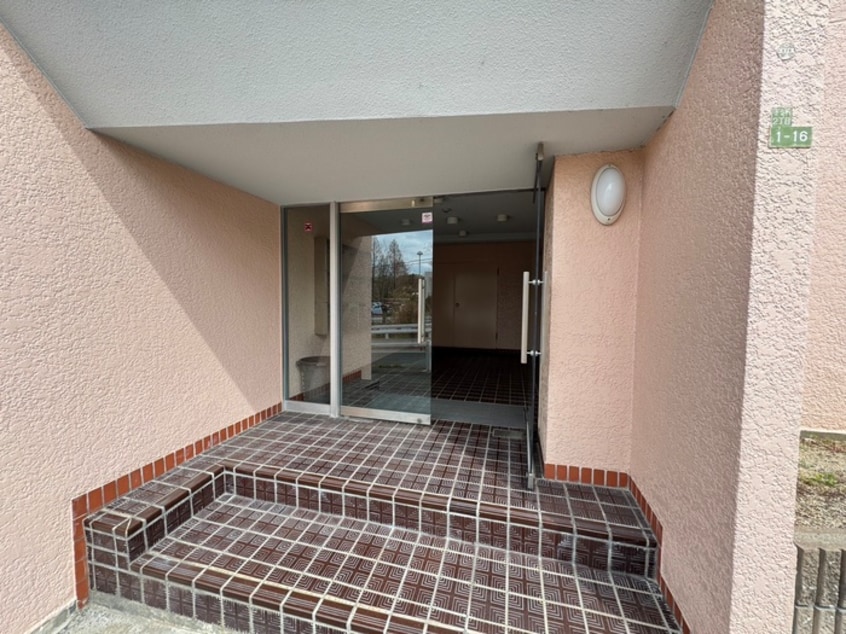 エントランス部分 テラジハイツ３号館