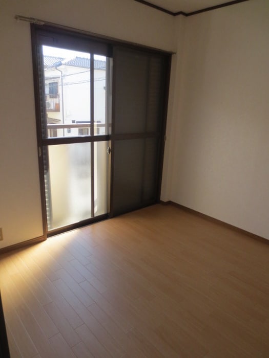 内観写真 プティセゾン草部