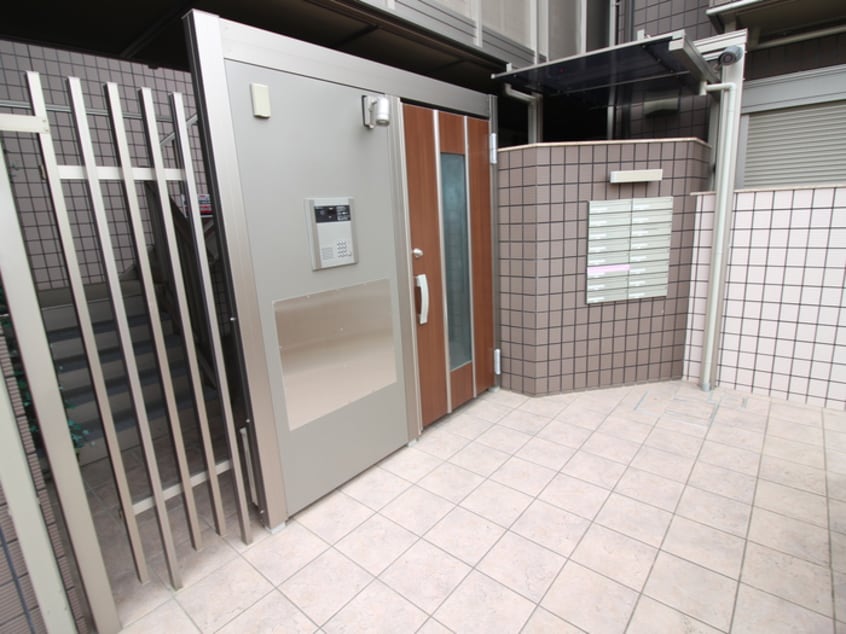 エントランス部分 メゾンソレイユ