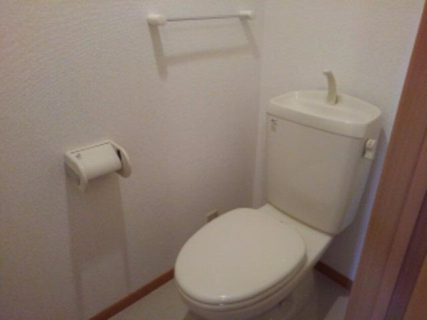 トイレ リバーサイドA館