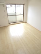 居室 エアリーヒルズ太秦