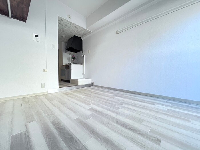 居室 シャトーニシムラ