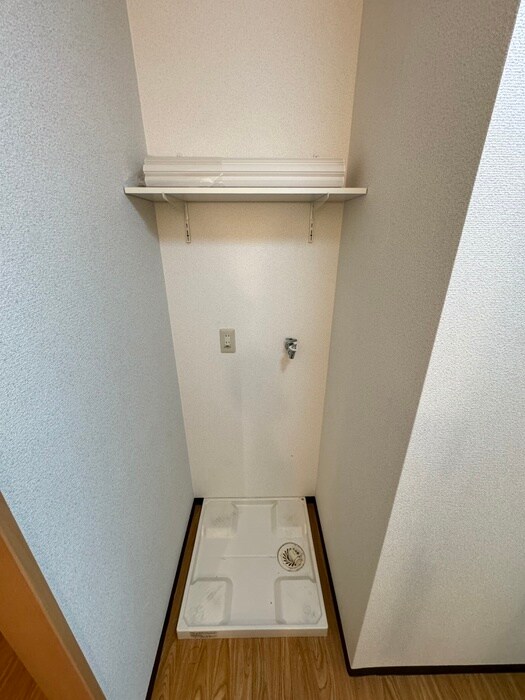 洗濯機置場 フィオーレ滝井