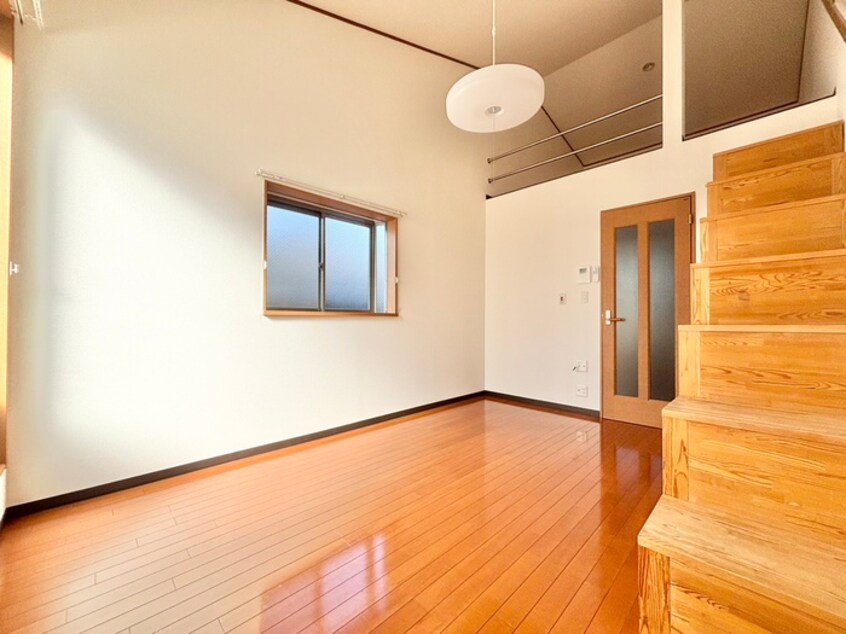 居室 ＵＥＤＡ　ＰＡＬＡＣＥ