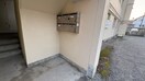 エントランス部分 吉川ハイツ