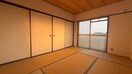 居室 吉川ハイツ