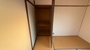 収納 吉川ハイツ