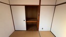 収納 吉川ハイツ