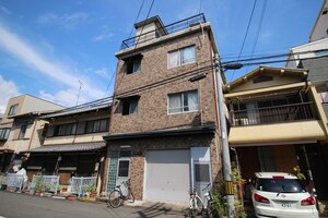 新町ハウス