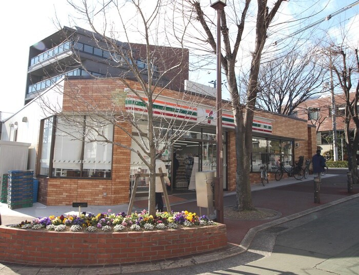 セブンイレブン芦屋打出駅北口(コンビニ)まで350m Ｋ　ｃｏｕｒｔ　Ａｓｈｉｙａ