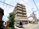 ジオナ塚本の外観
