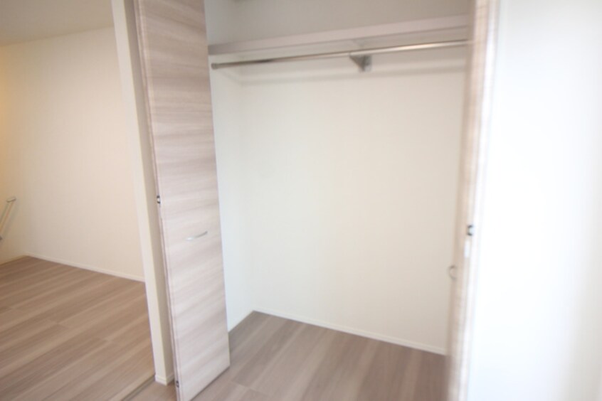 収納 リベルテ逆瀬川