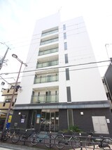 レガーレ関目
