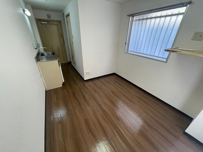 居室 レガーレ関目