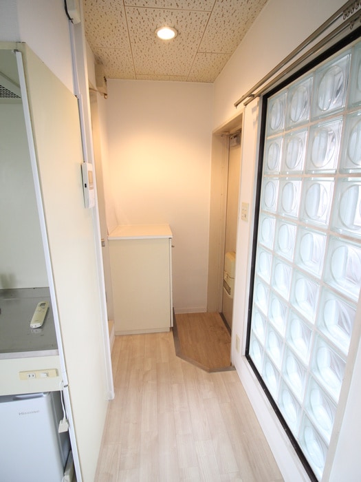 廊下 レナジア摂南大学前