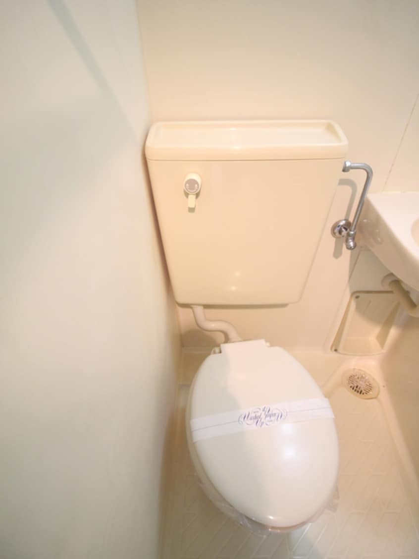 トイレ レナジア摂南大学前