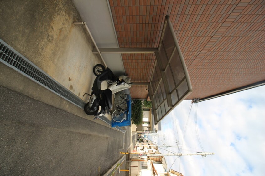 駐輪場 ハイツ陽だまり