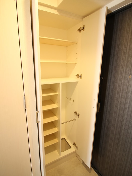 靴箱 ﾚｵﾝｺﾝﾌｫｰﾄ桜ノ宮（503）