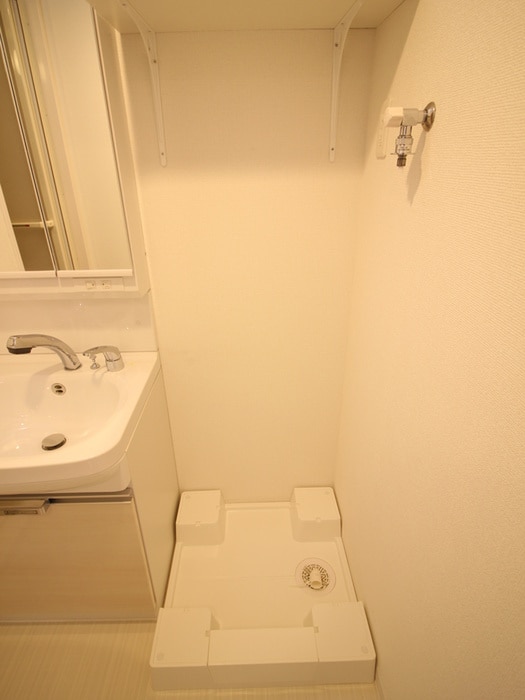 洗濯機置場 ﾚｵﾝｺﾝﾌｫｰﾄ桜ノ宮（503）