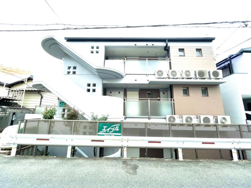 外観写真 VIVA 三条