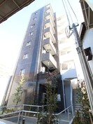 ヒルズ八尾本町の外観