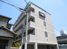 メゾンミッドウエストの外観