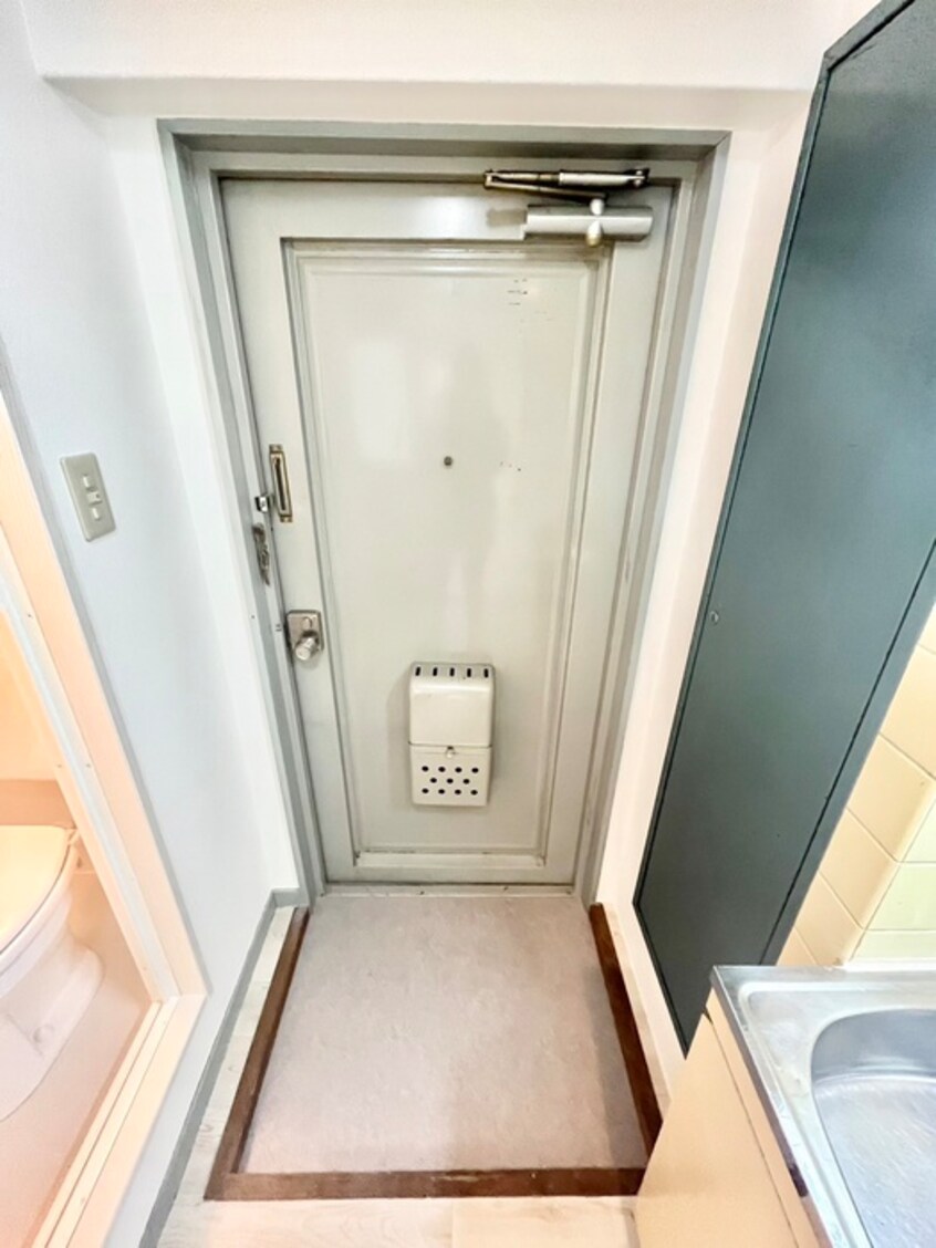 玄関 パレ西三荘