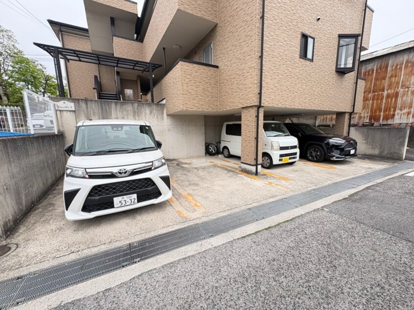 駐車場 クイールⅠ