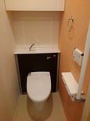 トイレ クレール　K