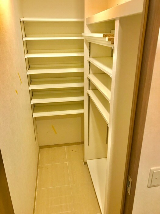 靴箱 ｻﾞ・ﾊﾟｰｸﾊﾋﾞｵ天満橋