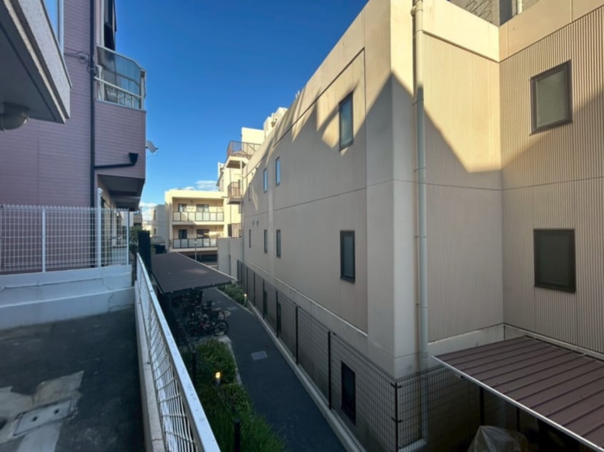 室内からの展望 シャトー岡本(101)