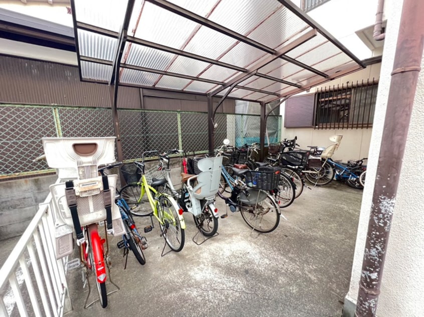駐輪場 ハイツMT
