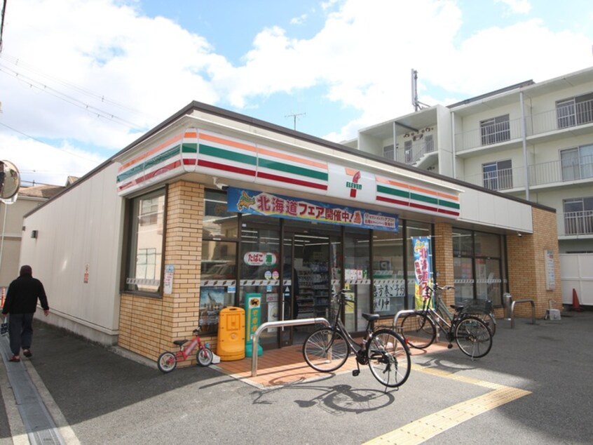 セブンイレブン桜の町５丁目店(コンビニ)まで800m ｱﾝﾌﾟﾙ-ﾙｸﾗ-ｼﾞｭｺﾘ-ﾇｼｬﾝⅡ