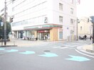 セブン-イレブン 阪急岡町駅前店(コンビニ)まで616m NLC豊中ガ－デンズコ－ト