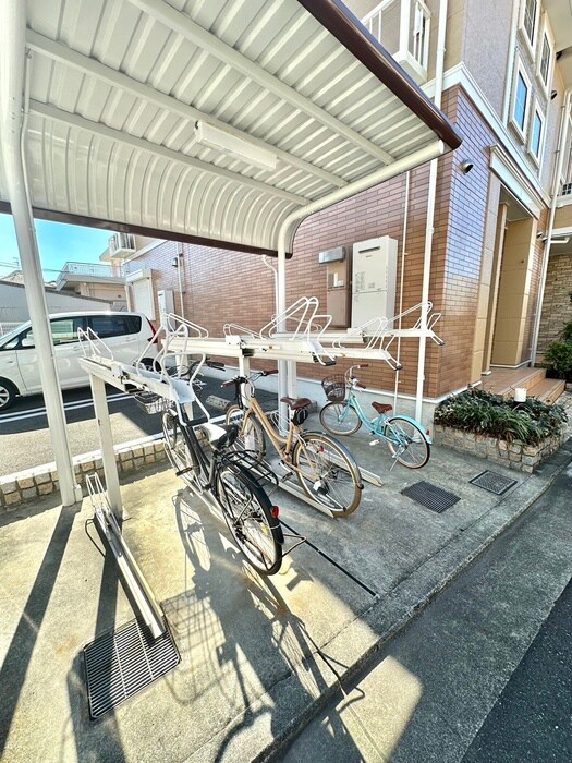 駐輪場 サニ－ハウス・誠