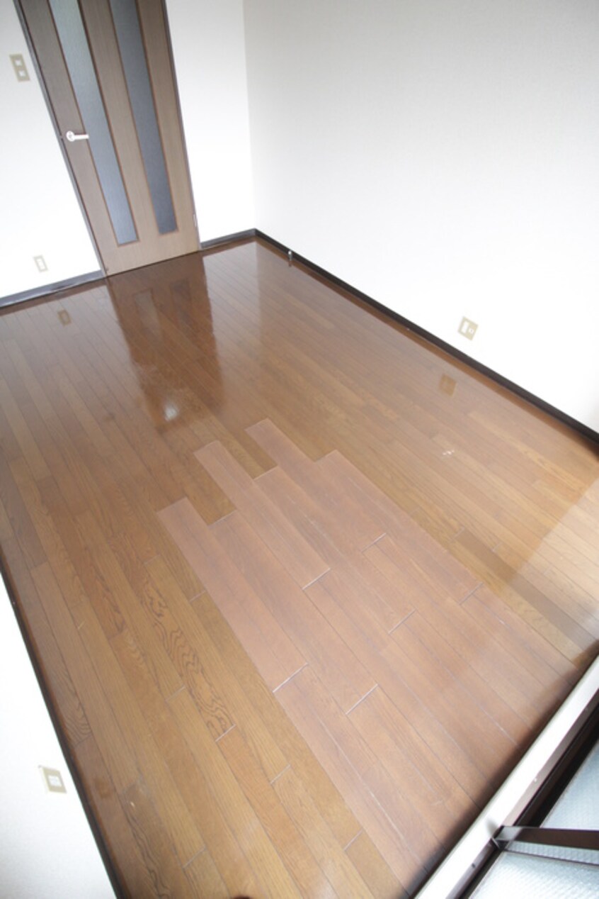 居室 リバ－サイド柴島