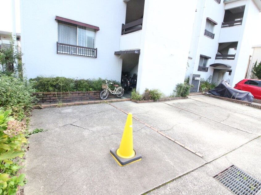 駐車場 箕面パ－クハイツ