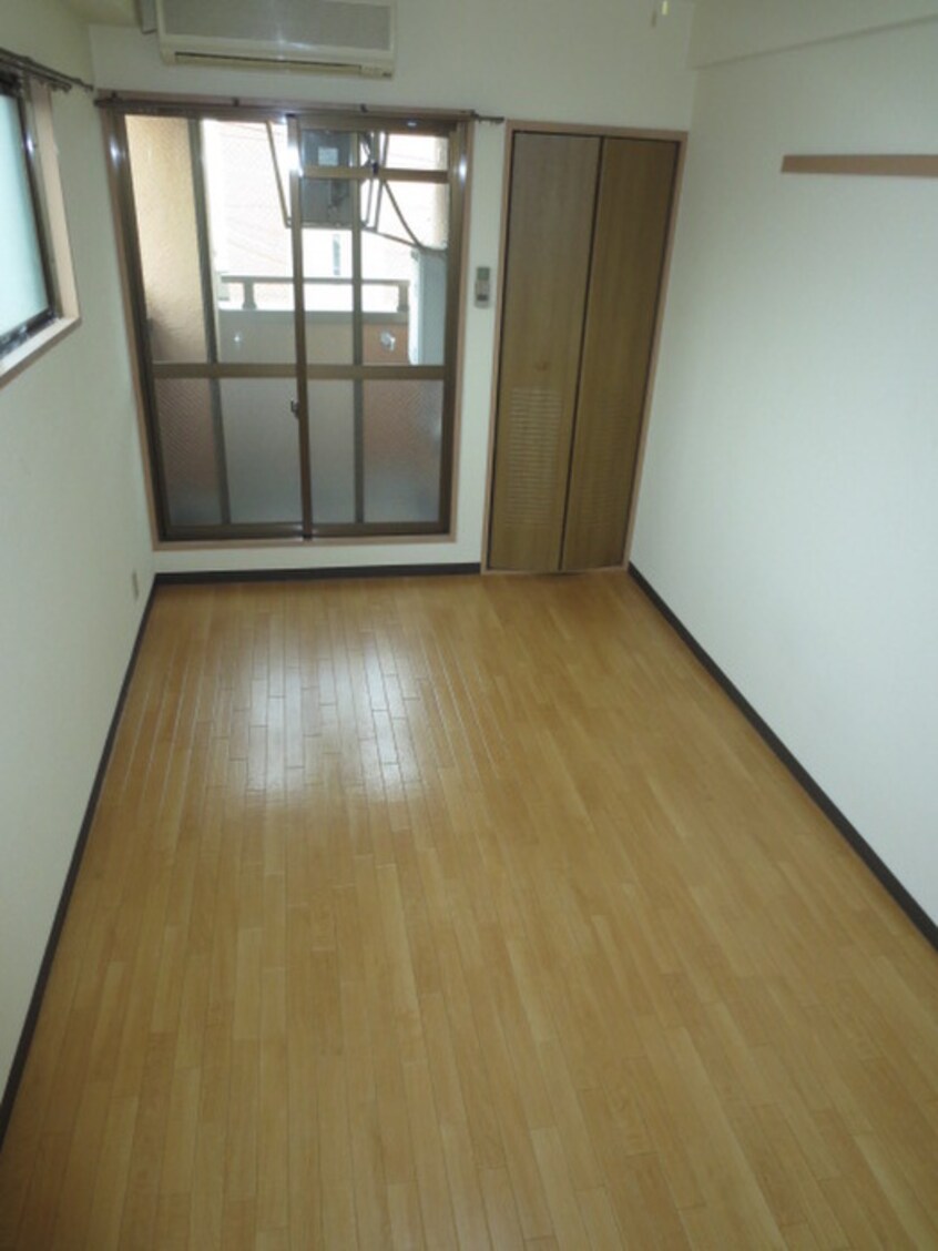 居室 シルフィード堺