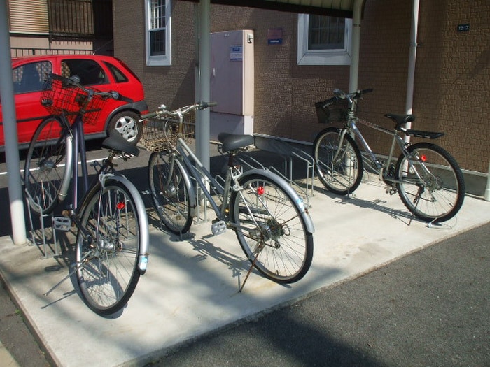 駐輪場 キャピタルハウス