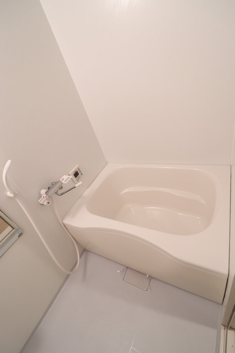 バス／シャワールーム等 キャピタルハウス