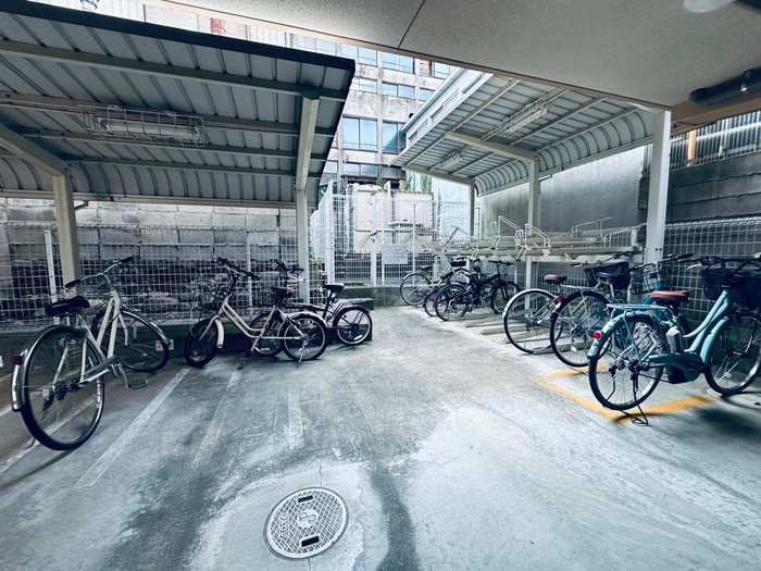 駐輪場 プラネシア星の子四条西洞院