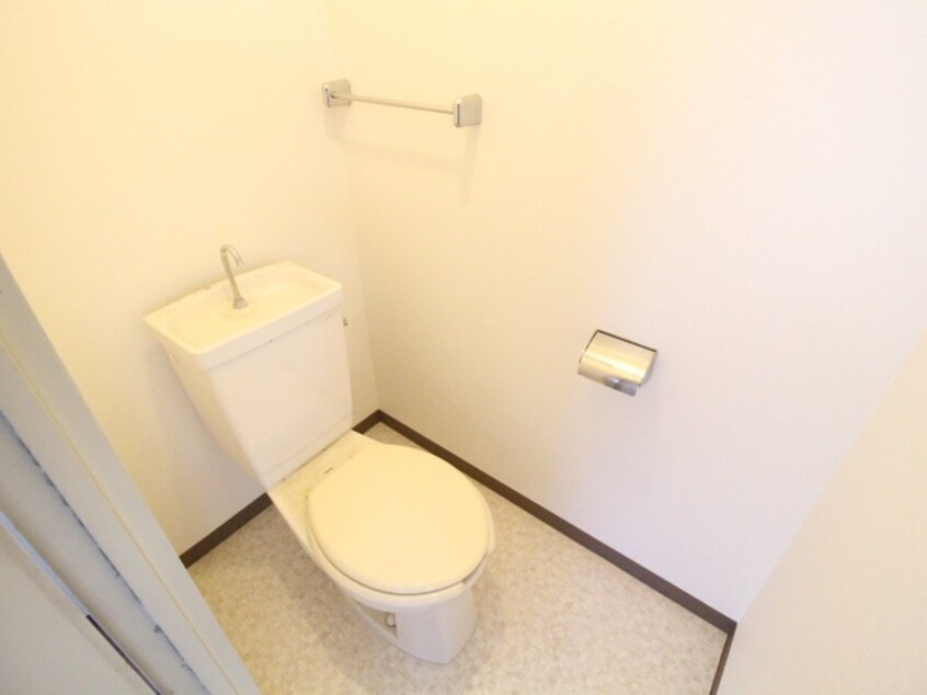 トイレ ロ－ズハイツ